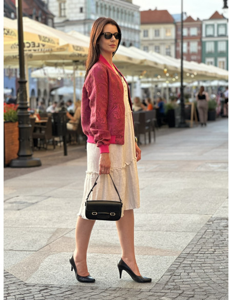 ciemny róż fioletowy kurtka damska w kwiaty z ściągaczami MoWo Fashion