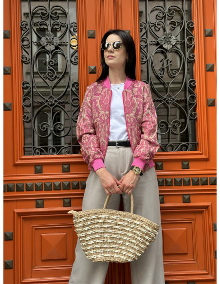 damska różowa kurtka bomberka we wzory mowo fashion