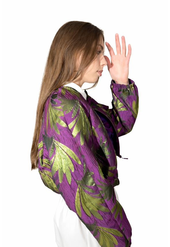 elegancka fioletowa kurtka damska z połyskującą nitką mowo fashion